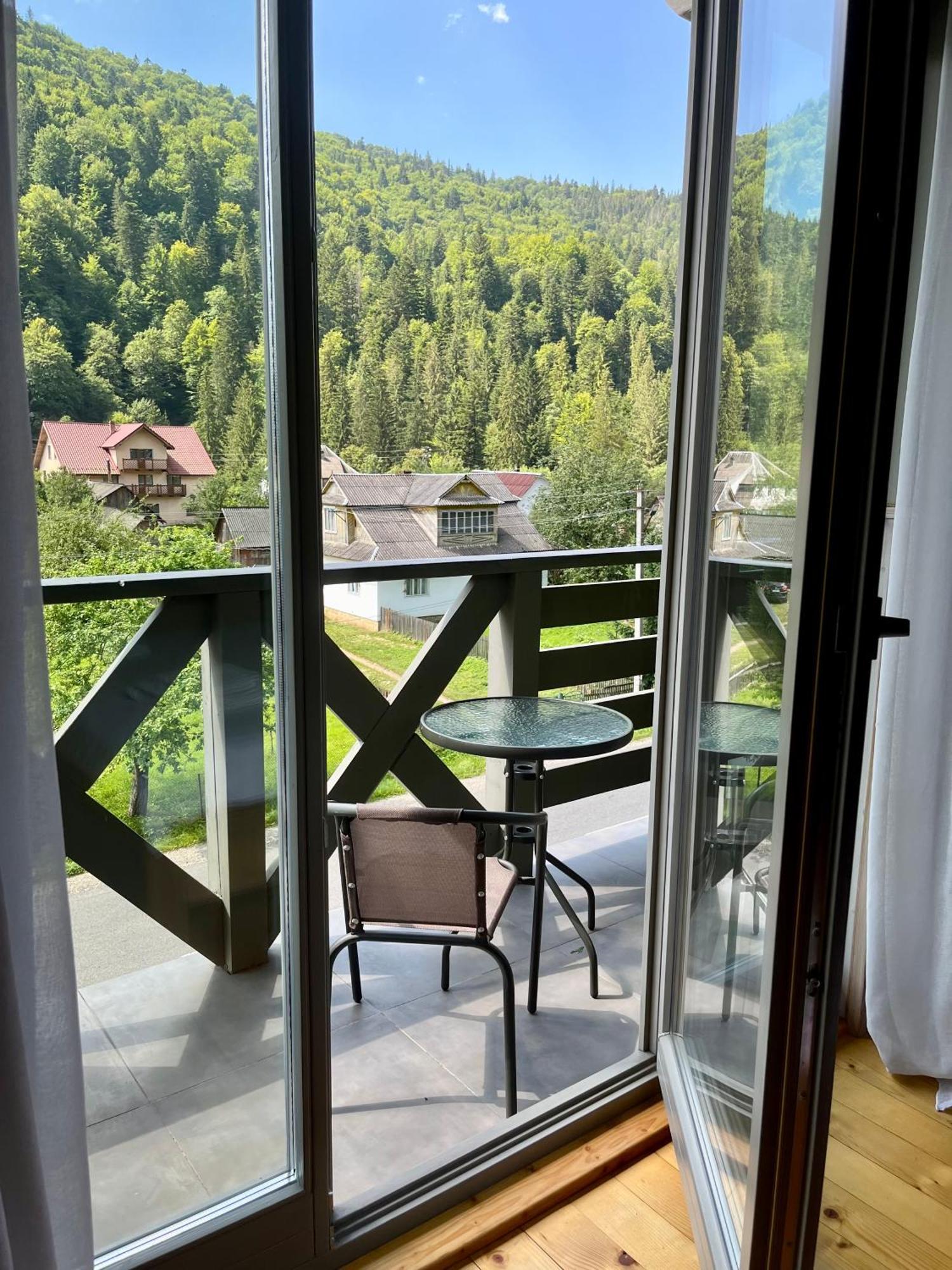 Hotel Hygge Tatariv Exteriér fotografie